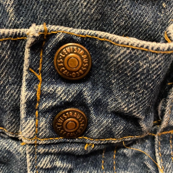 Vintage Levi’s Men’s Jeans - Picture 5 of 9